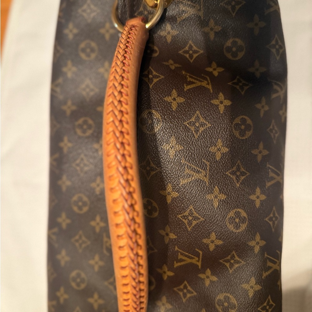 Louis Vuitton Monogram Brown Handbag - Picture 9 of 10